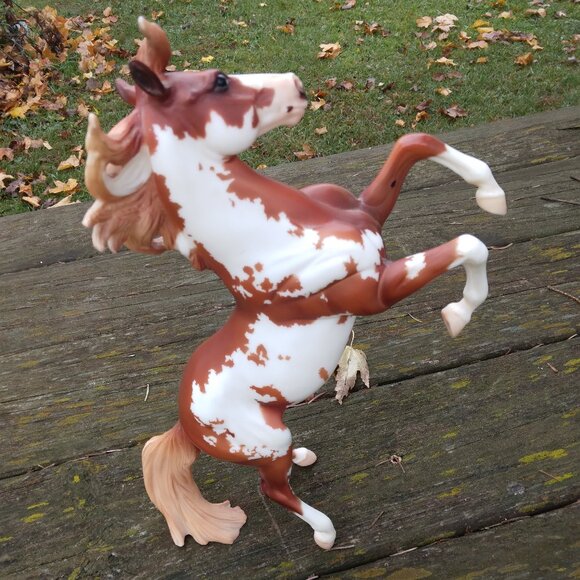 Breyer Horse Hidalgo Traditional Scale #1220 - Picture 3 of 9